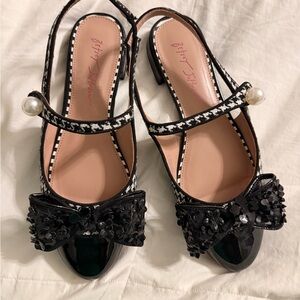 Betsey Johnson-Calyan Flat